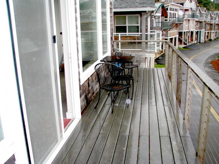 deck third floor