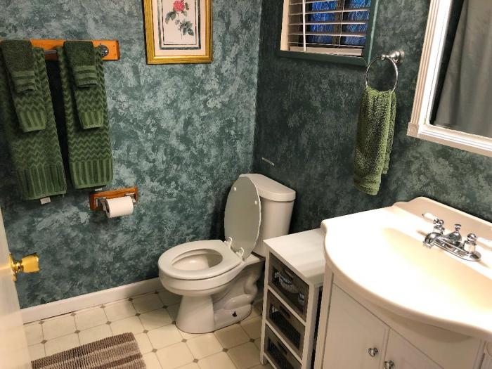 Private Getaway bathroom claw foot bath tub