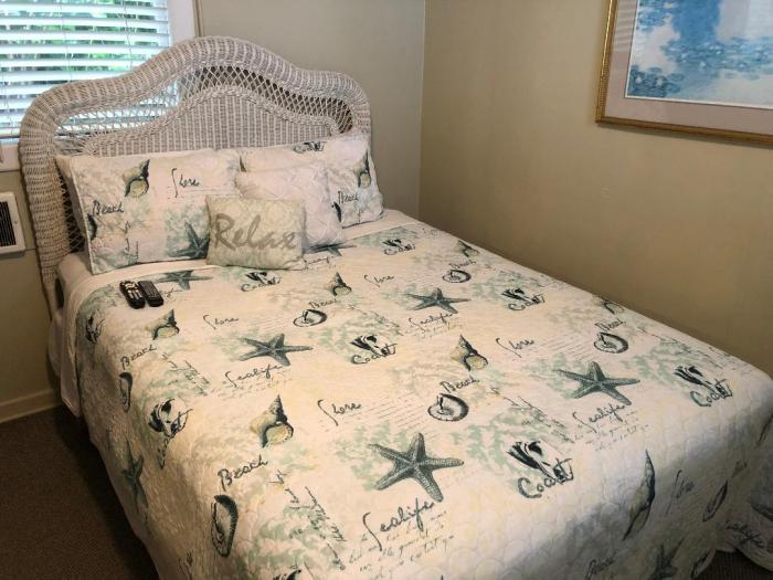 Gull's Call bedroom