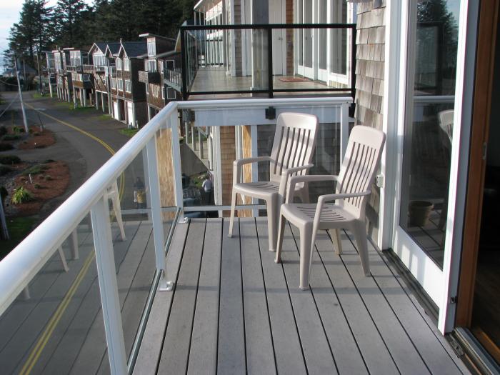 deck view sit