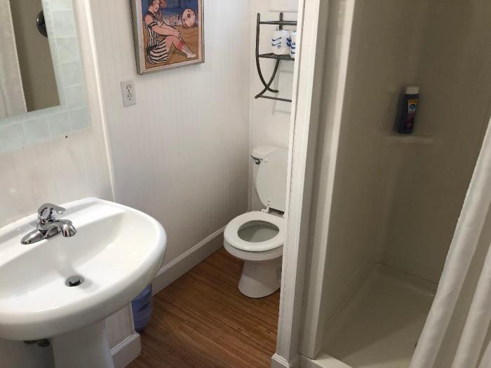 Gull's Call downstairs bathroom 