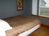 queen bed